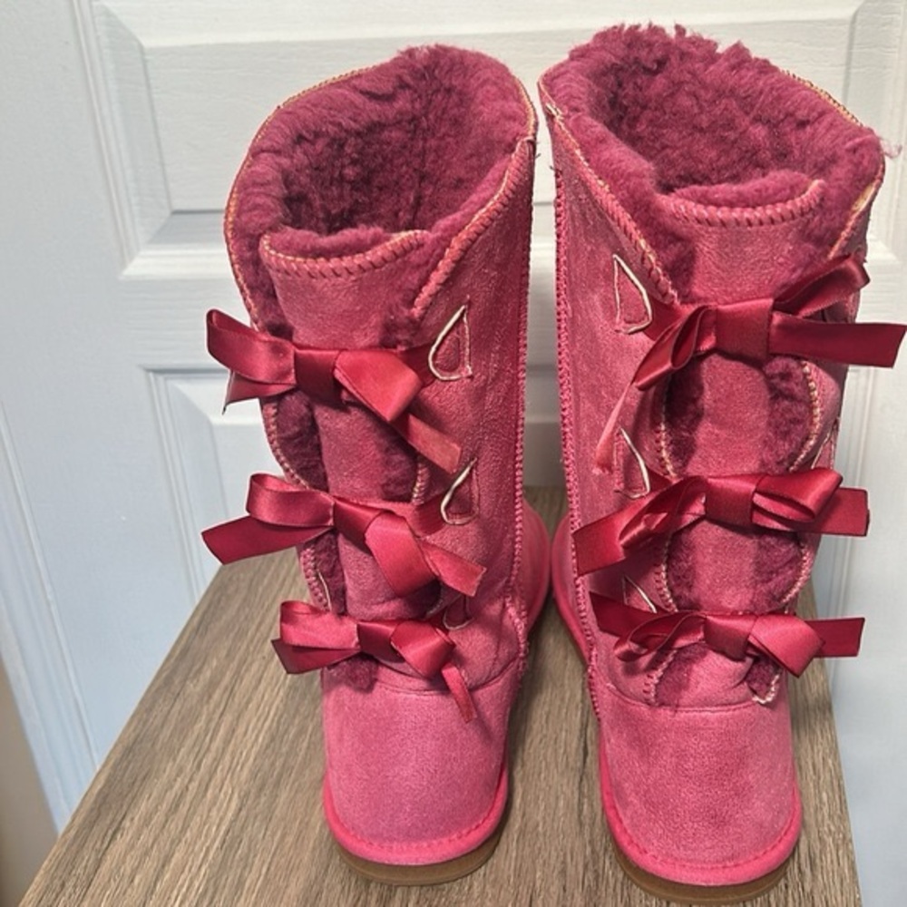 PINK WINTER BOOTS WATER PROOF JUST UNDER THE KNEE HIGHT WITH BACK BOWS SIZE 9 - Picture 2 of 6
